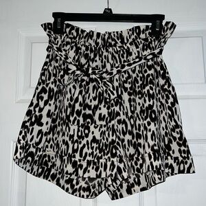 Get A Clue Paper Bag Shorts - Leopard